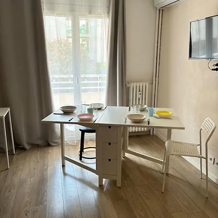 Le Logis Du Soleil Apartman