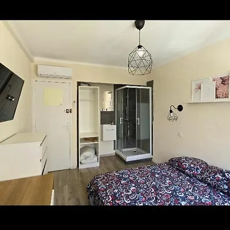 Le Logis Du Soleil Тулон